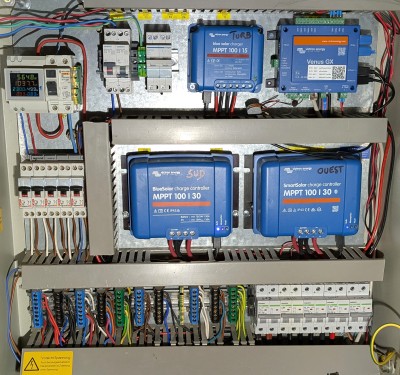 Armoire-Elec-Haut.jpg